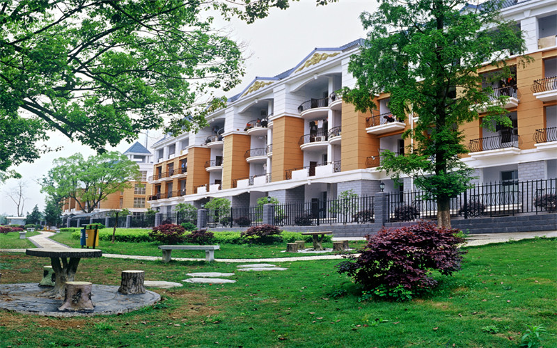 湖南高爾夫旅游職業(yè)學(xué)院